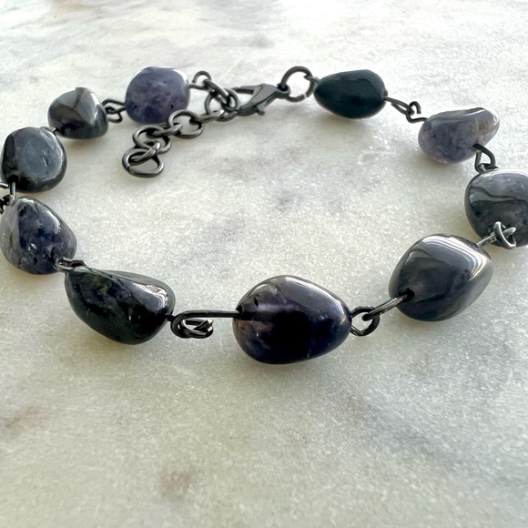 Handmade Tanzanite Gunmetal Crystal Bracelet - Picture 6 of 6